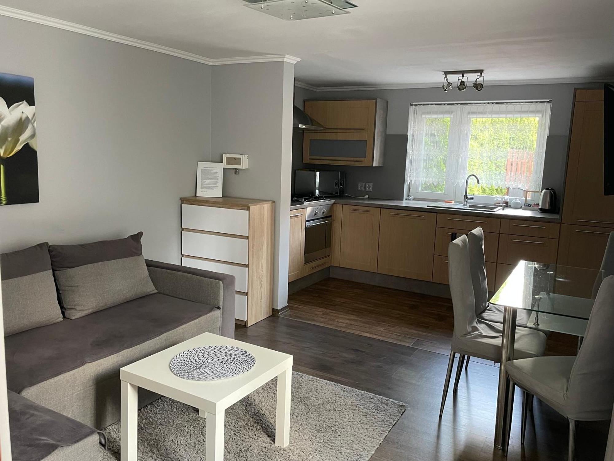 פילה Apartament Lazur מראה חיצוני תמונה